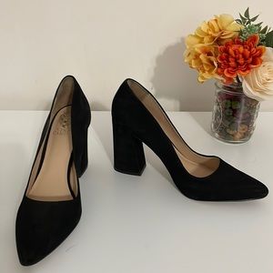 Vince Camuto suede pump